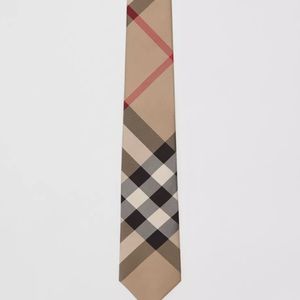 Burberry Classic Cut Check Silk Tie